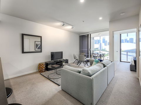 Opera Apartments South Brisbane - Accommodation Main Beach 4