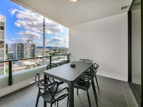 Opera Apartments South Brisbane - Accommodation Main Beach 18