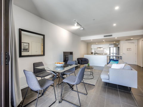 Opera Apartments South Brisbane - Accommodation Main Beach 8