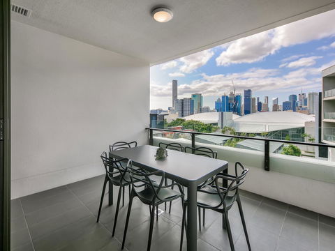 Opera Apartments South Brisbane - Accommodation Main Beach 19