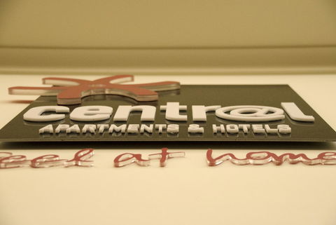 Central Cosmo Apartment Hotel - Accommodation Main Beach 20