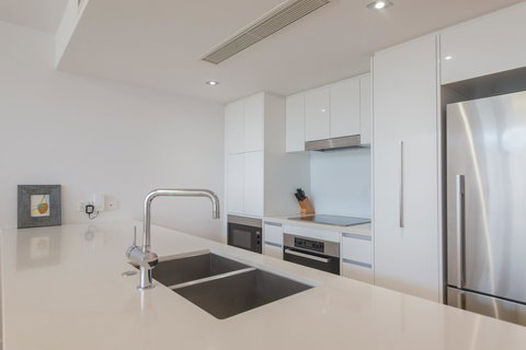 Echelon Apartments Yeppoon - Accommodation Main Beach 14