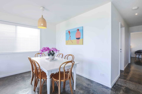 Sandbox Apartments - Accommodation Main Beach 14