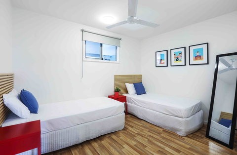 Sandbox Apartments - Accommodation Main Beach 29