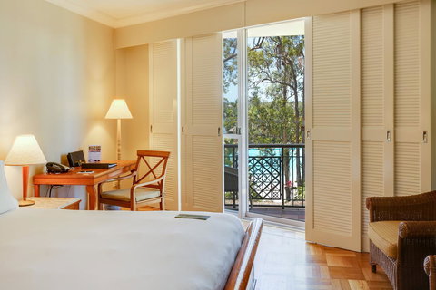 InterContinental Sanctuary Cove Resort, An IHG Hotel - Accommodation Main Beach 4
