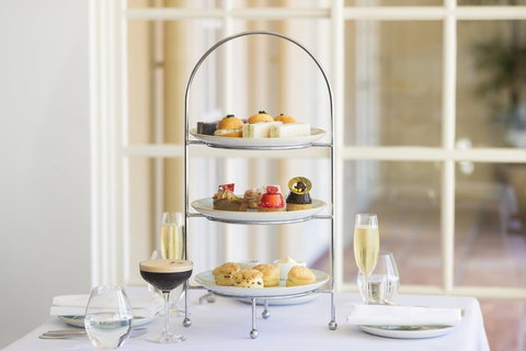 InterContinental Sanctuary Cove Resort, An IHG Hotel - Accommodation Main Beach 20