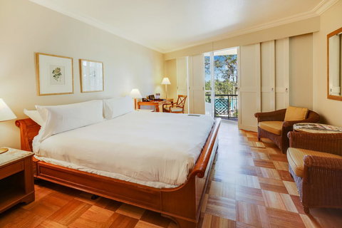 InterContinental Sanctuary Cove Resort, An IHG Hotel - Accommodation Main Beach 31