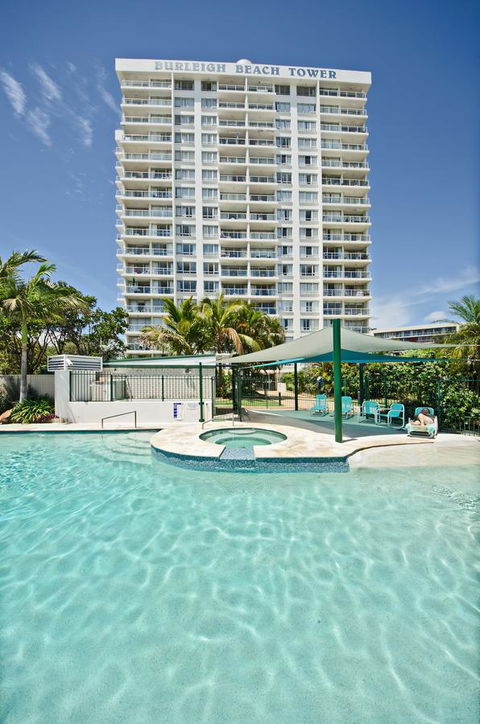 Burleigh Beach Tower - Accommodation Main Beach 3