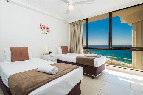 Aegean Resort Apartments - Accommodation Main Beach 1