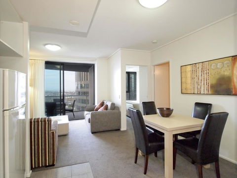 Oaks Brisbane On Felix Suites - Accommodation Main Beach 23
