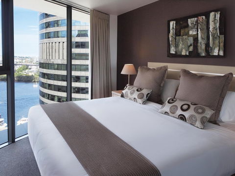 Oaks Brisbane On Felix Suites - Accommodation Main Beach 21