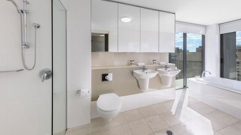 Oaks Brisbane On Felix Suites - Accommodation Main Beach 9