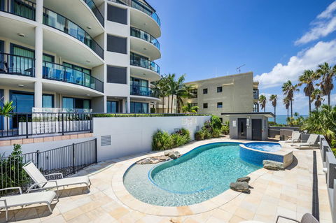 Alexandra On The Pacific - Accommodation Main Beach 14