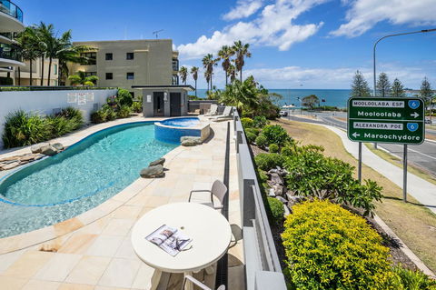 Alexandra On The Pacific - Accommodation Main Beach 3