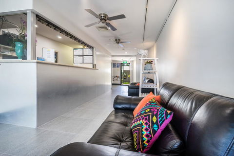 Alexandra On The Pacific - Accommodation Main Beach 10