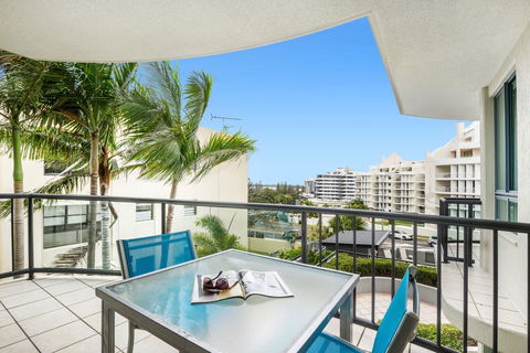 Alexandra On The Pacific - Accommodation Main Beach 4