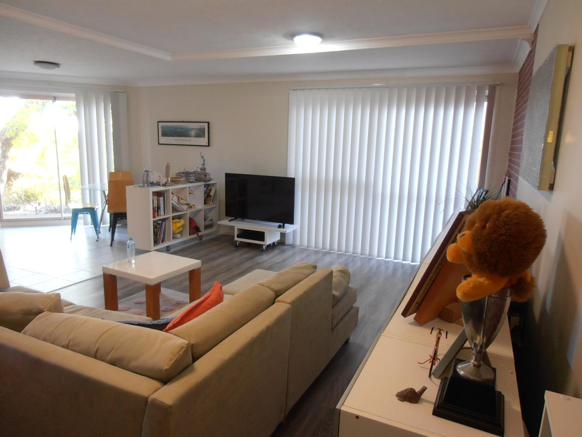 Moorooka QLD Accommodation Main Beach