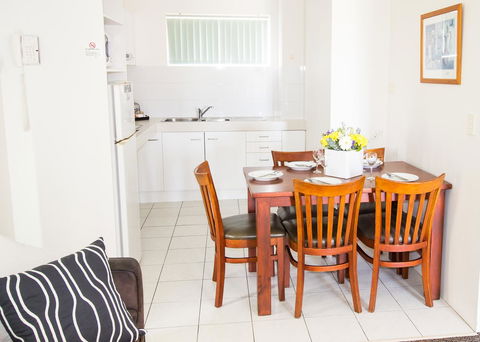 Aabon Apartments & Motel - Accommodation Main Beach 15