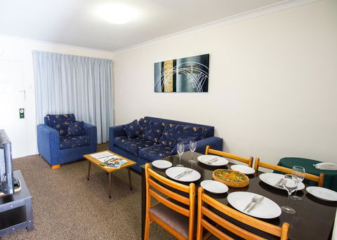 Aabon Apartments & Motel - Accommodation Main Beach 30
