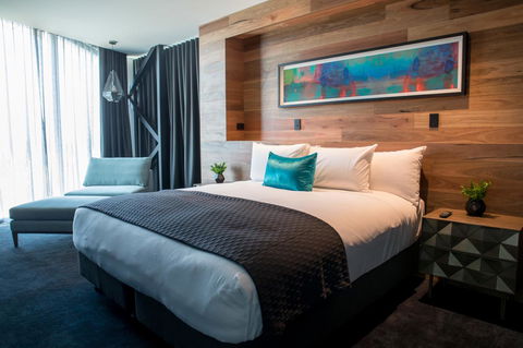 Eatons Hill Hotel - Accommodation Main Beach 24