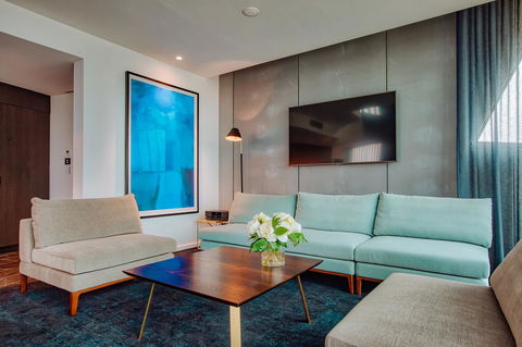 Eatons Hill Hotel - Accommodation Main Beach 17