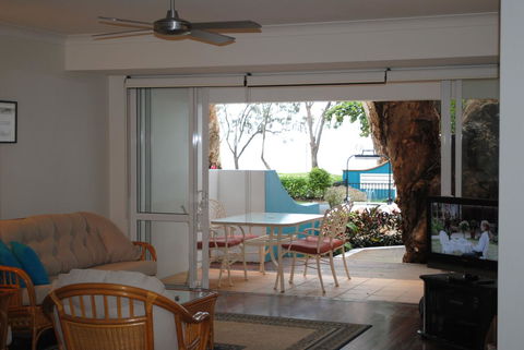 BeachView Apartments At Villa Paradiso - Accommodation Main Beach 28