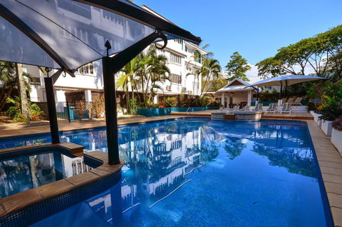 BeachView Apartments At Villa Paradiso - Accommodation Main Beach 3