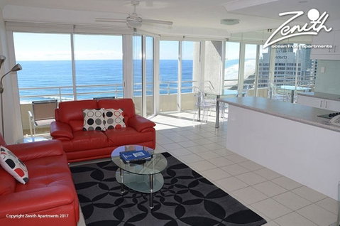 Zenith Ocean Front Apartments - Accommodation Main Beach 3
