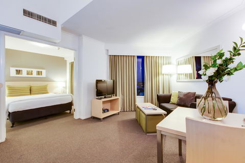 Oakwood Hotel & Apartments Brisbane - Accommodation Main Beach 16