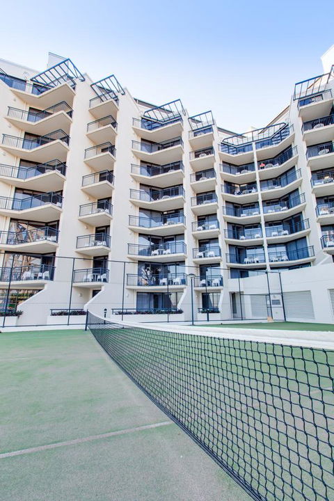 Oakwood Hotel & Apartments Brisbane - Accommodation Main Beach 10