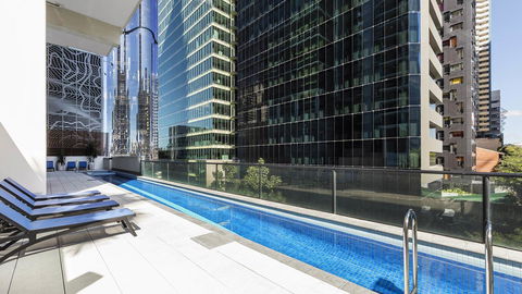Oaks Brisbane River City Suites - Accommodation Main Beach 3