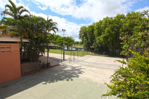 Windmill Motel & Events Centre - Accommodation Main Beach 10