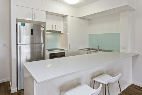 Arise Princess Regent Apartments - Accommodation Main Beach 5