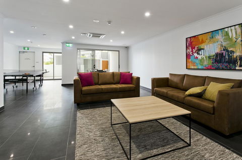 Arise Princess Regent Apartments - Accommodation Main Beach 15