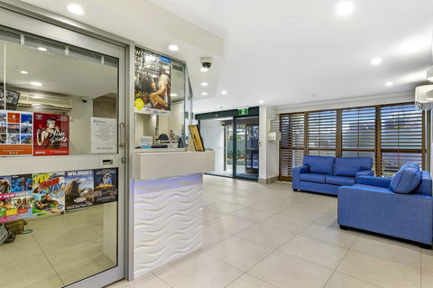 Norfolk Luxury Beachfront Apartments - Accommodation Main Beach 2
