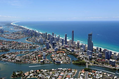 Norfolk Luxury Beachfront Apartments - Accommodation Main Beach 4