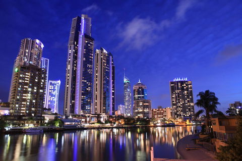 Holiday Holiday Circle On Cavill Apartments - Accommodation Main Beach 36