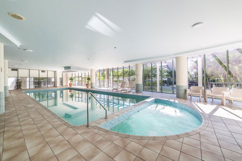 The Meriton Apartments On Main Beach - Accommodation Main Beach 0