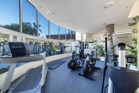The Meriton Apartments On Main Beach - Accommodation Main Beach 30
