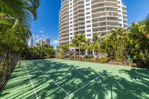 The Meriton Apartments On Main Beach - Accommodation Main Beach 34