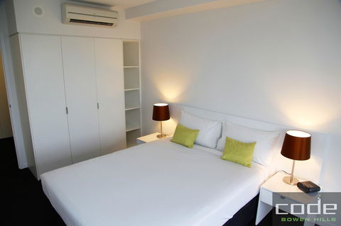 Code Apartments - Accommodation Main Beach 19