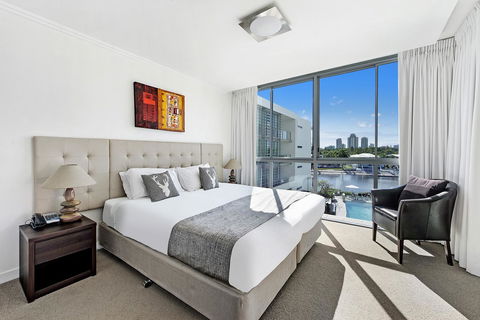 ULTIQA Freshwater Point Resort - Accommodation Main Beach 7