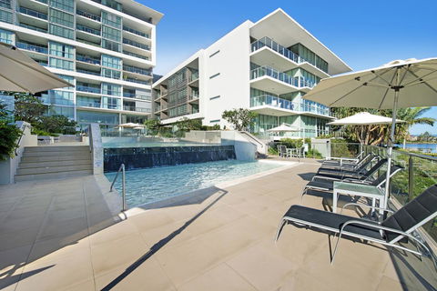 ULTIQA Freshwater Point Resort - Accommodation Main Beach 0