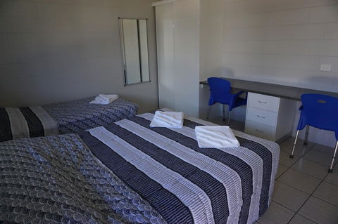 YAL Cairns - A Motel That Makes A Difference - Accommodation Main Beach 32