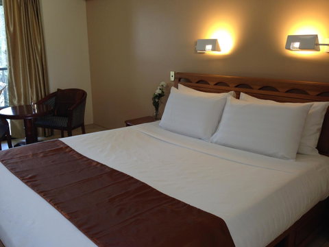 Novena Palms Motel - Accommodation Main Beach 13