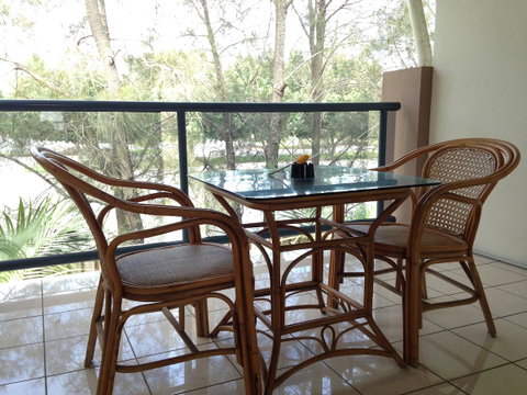 Novena Palms Motel - Accommodation Main Beach 18