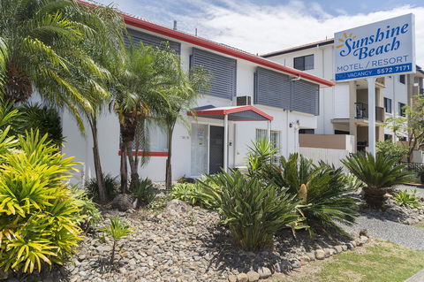 Sunshine Beach Resort - Accommodation Main Beach 3