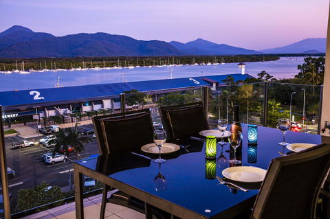 Jack And Newell Holiday Apartments - Accommodation Main Beach 32