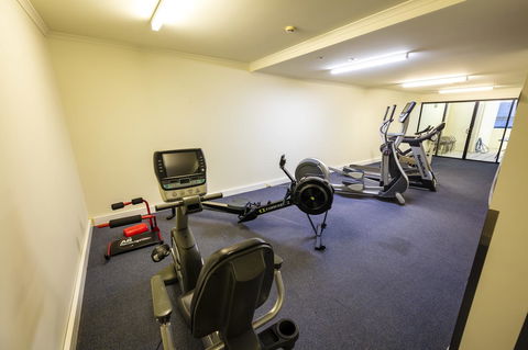 Jack And Newell Holiday Apartments - Accommodation Main Beach 15