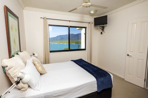 Jack And Newell Holiday Apartments - Accommodation Main Beach 23